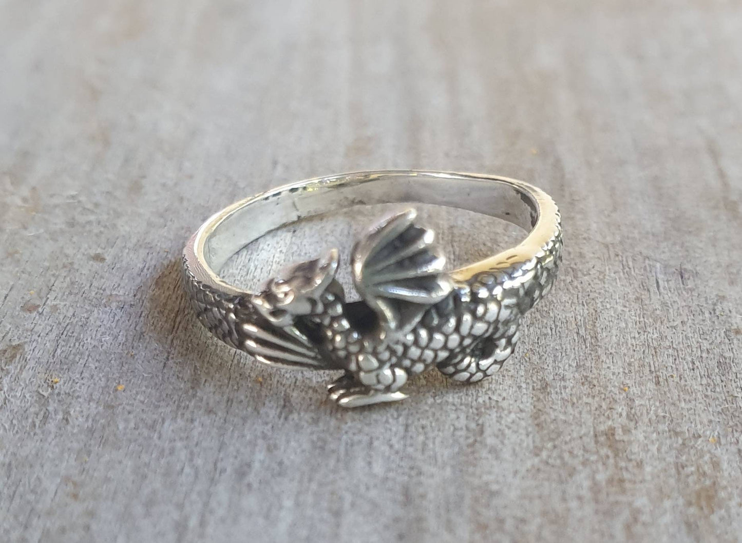 dragon ring,sterling silver,small dragon ring,welsh dragon,pinkie ring,steampunk,gothic punk,new age,mythical,dragon band,goddess