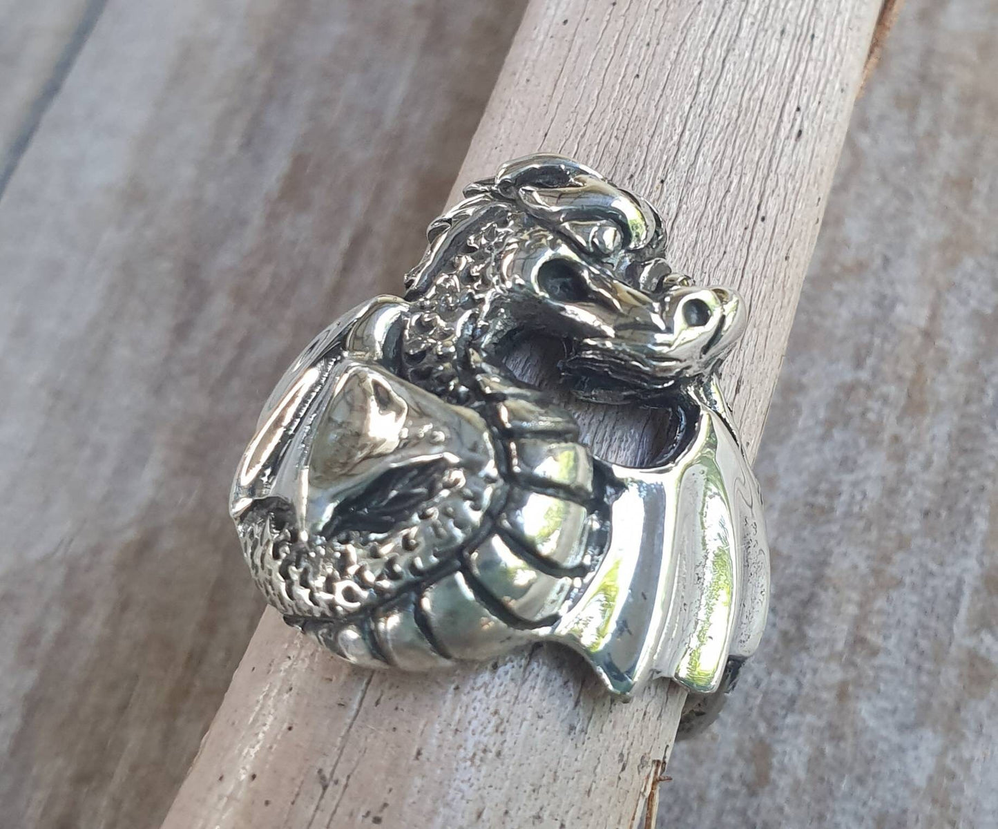 cute dragon ring,sterling silver,goddess, fantasy,mythical, ladies steampunk gothic punk  ring