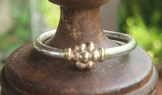 Two tone stacking ring,solid 9k gold bead and sterling silver,thin flower ring,