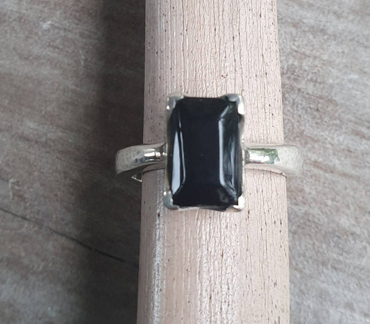 Black acrylic ring,boho new age,solid sterling silver,solitare,hammered chunky band