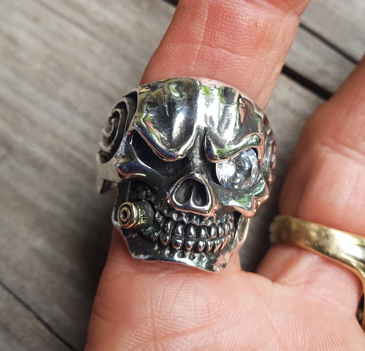 Skull ring,the boss,sterling silver,gothic, punk,hand made,pirate,mens fashion,grunge,hipster,