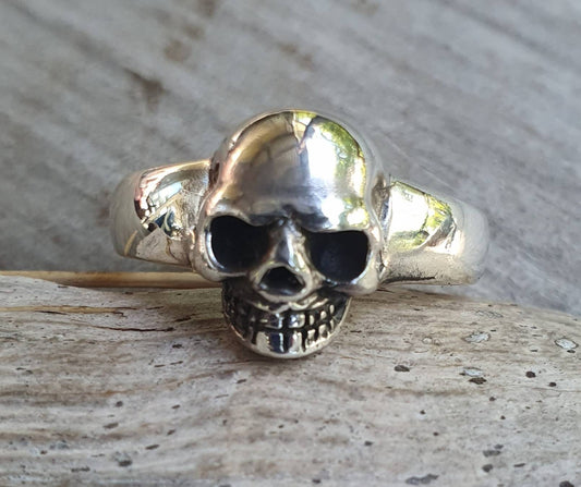 Small skull ring,sterling silver, signet,solid skull, steampunk, gothic ,punk,women's skull,skull pinkie,handmade,boho,hipster,rockabilly