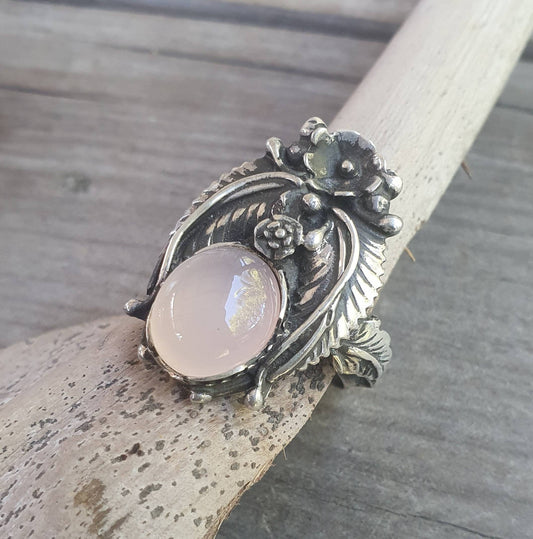 Rose quartz ring,sterling silver,Navajo Indian style,flower,leaf,boho,gypsy,tribal,handmade,women's fashion