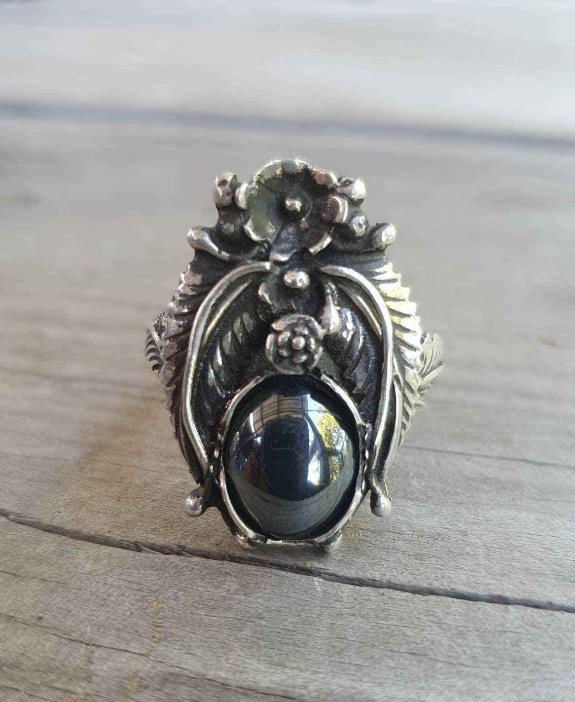 Hemitite long ring,sterling silver,Navajo Indian style,black stone ring,flower,leaf,boho,gypsy,tribal,handmade,women's fashion