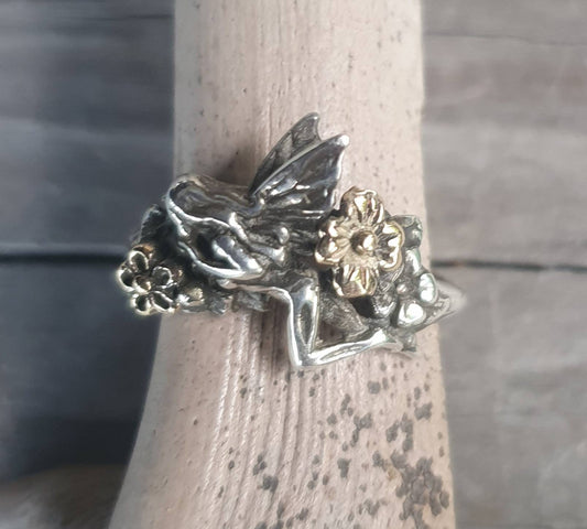 Small fairy ring,9ct gold flowers with sterling silver faery pixie,woodland,new age, fantasy,angel,magic,boho,nymph,women's fashion,goddess