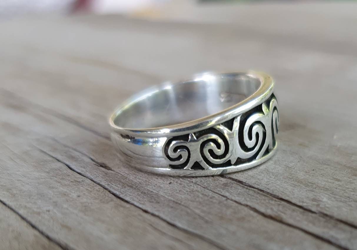 Silver tribal band,Sterling silver,spiral,Aztec,swirl,maori,koru,unisex band,wedding,boho,ethnic,Celtic,handmade,rock,vintage,rustic,