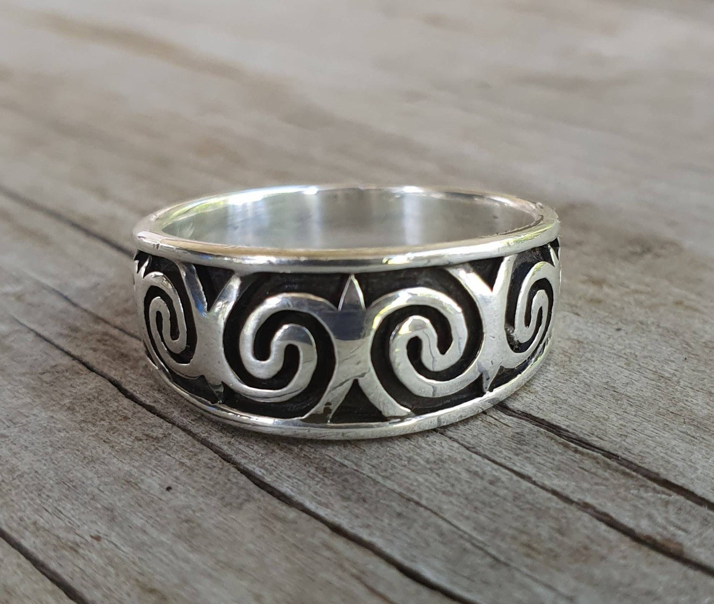 Silver tribal band,Sterling silver,spiral,Aztec,swirl,maori,koru,unisex band,wedding,boho,ethnic,Celtic,handmade,rock,vintage,rustic,