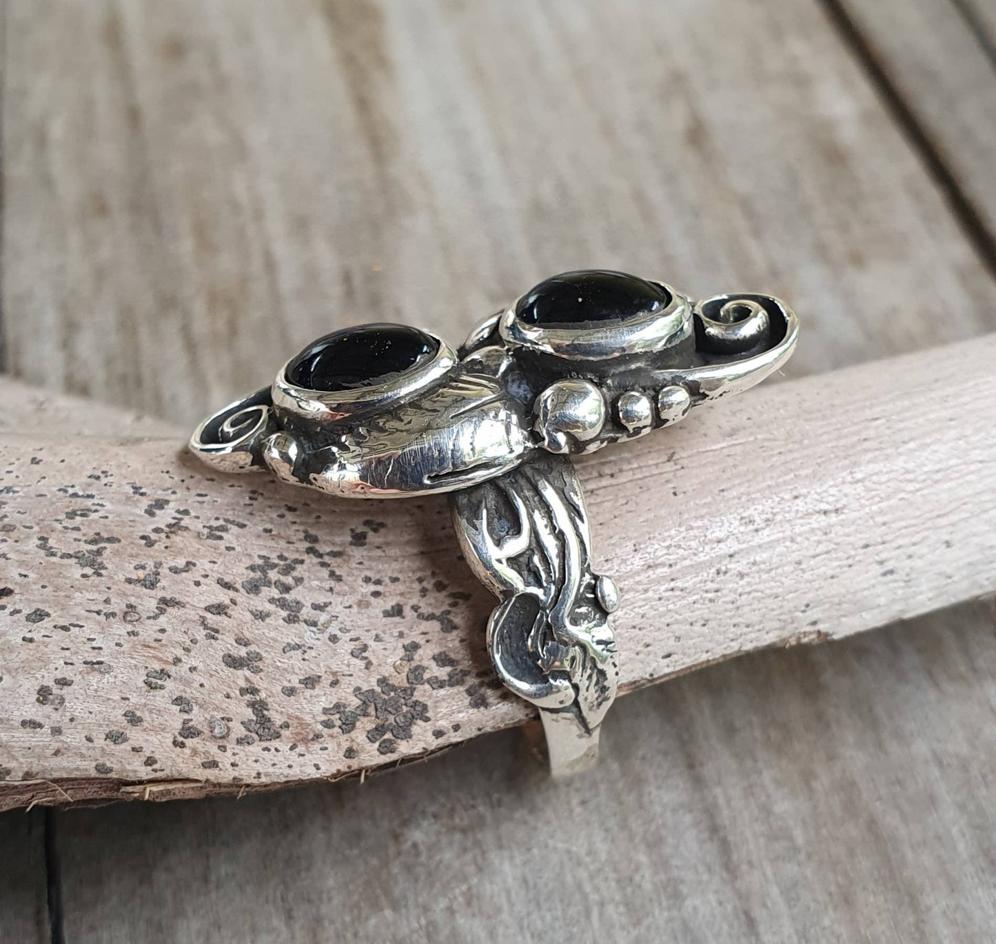 Onyx ring,leaf ring, sterling silver, alternative, steampunk, gothic, art nouveau,victorian, flower,rockabilly,long ring,boho,gypsy,tribal