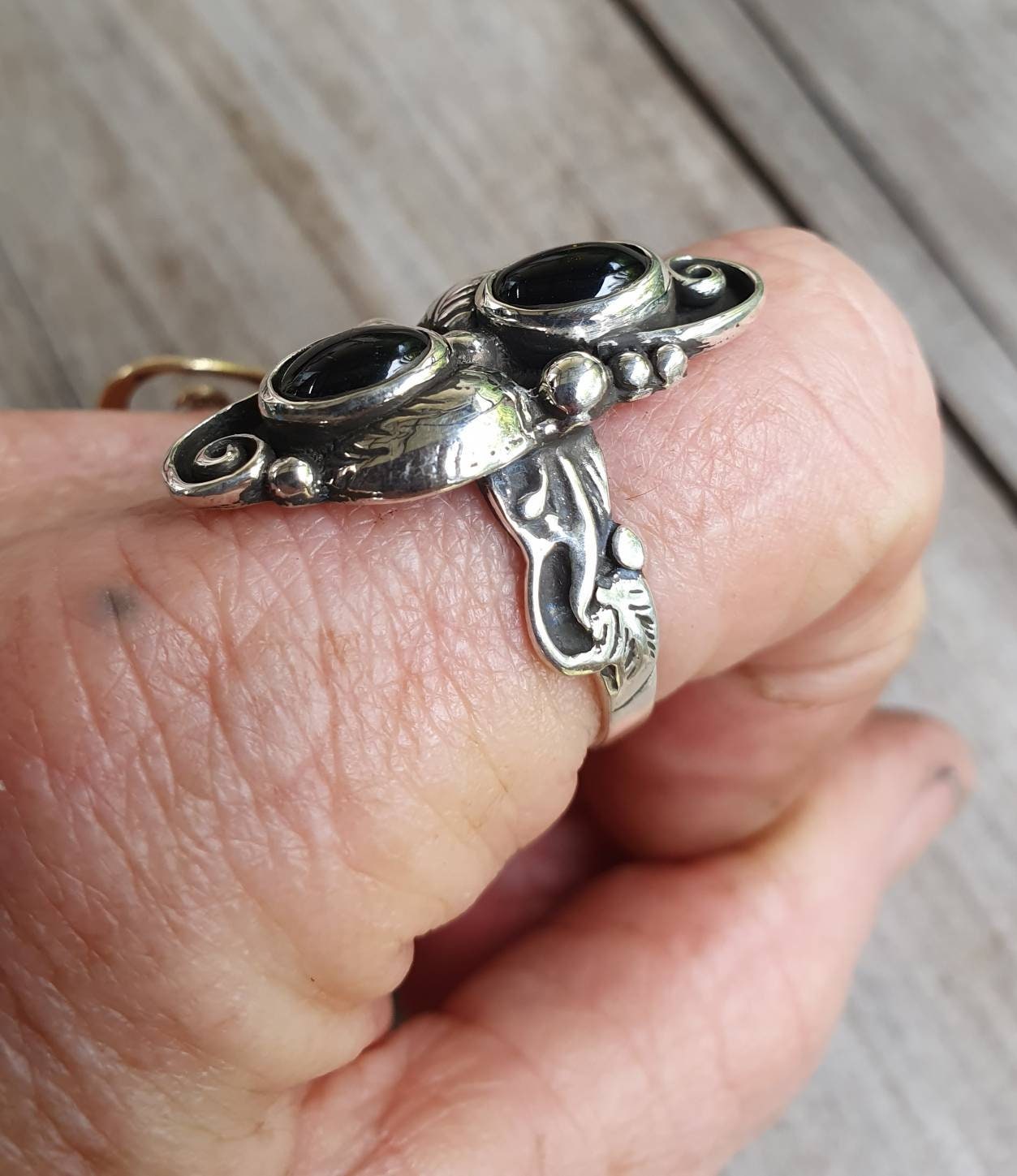 Onyx ring,leaf ring, sterling silver, alternative, steampunk, gothic, art nouveau,victorian, flower,rockabilly,long ring,boho,gypsy,tribal