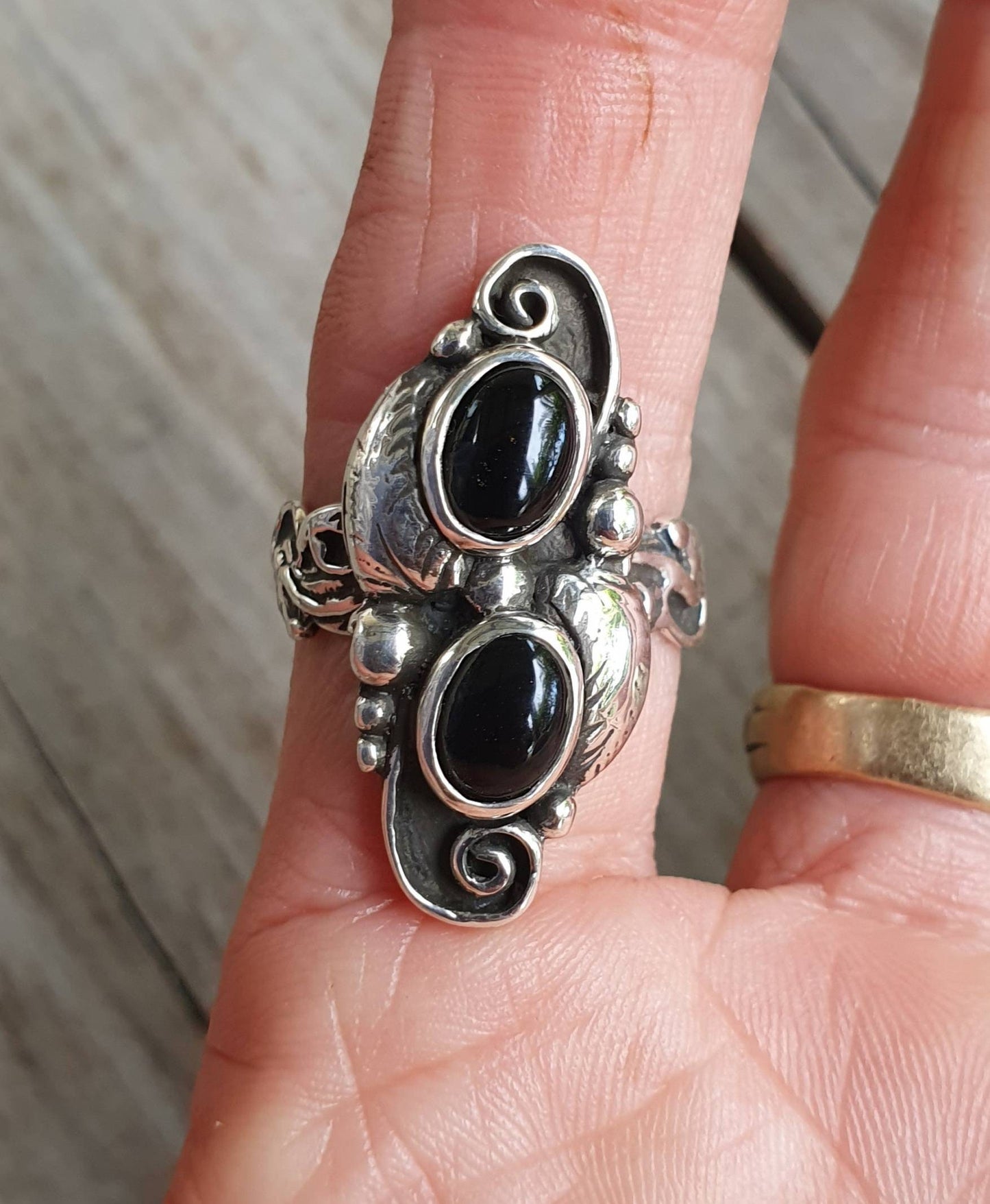 Onyx ring,leaf ring, sterling silver, alternative, steampunk, gothic, art nouveau,victorian, flower,rockabilly,long ring,boho,gypsy,tribal