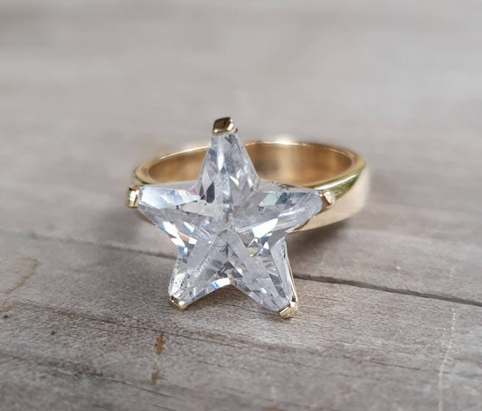 star ring,9ct gold solitare,cubic zirconia star,five pointed star,solid ring,unisex,boho,designer fashion,