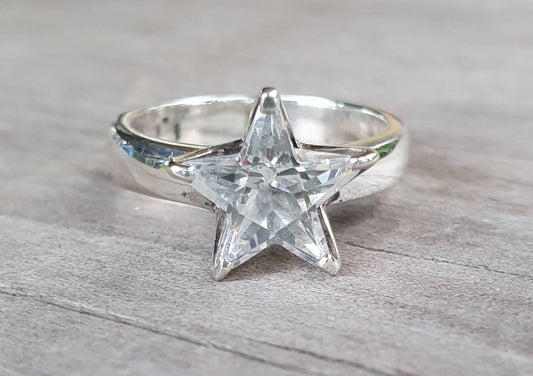 star ring,sterling silver solitare,cubic zirconia star,five pointed star,solid ring,unisex,boho,designer fashion,