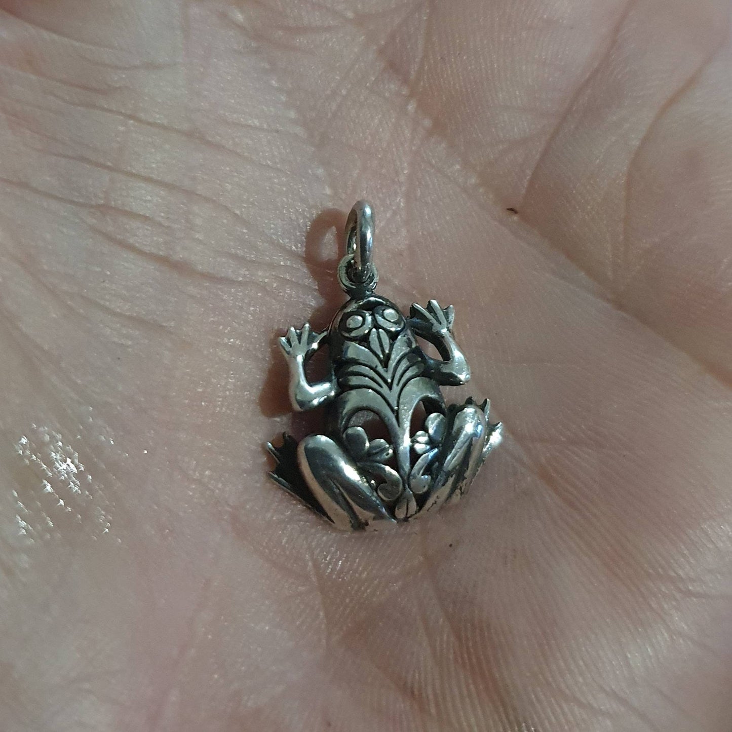 frog pendant,sterling silver,filegree,charm or pendant,handmade,toad, woodland,bufo