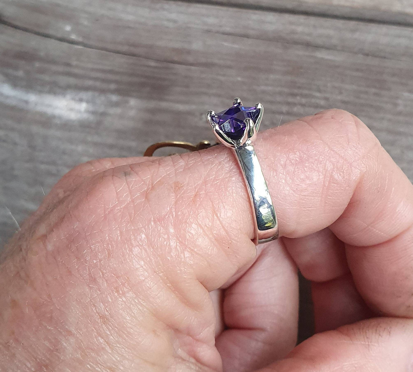 star ring,sterling silver solitare,purple cubic zirconia star,five pointed star,solid ring,unisex,boho,designer fashion,