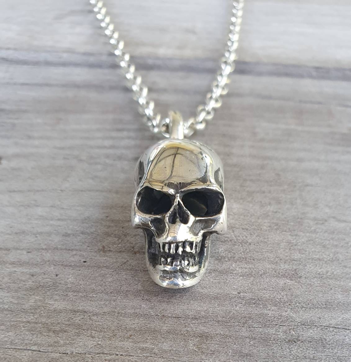 skull pendant,sterling silver,Great detail,Good size,