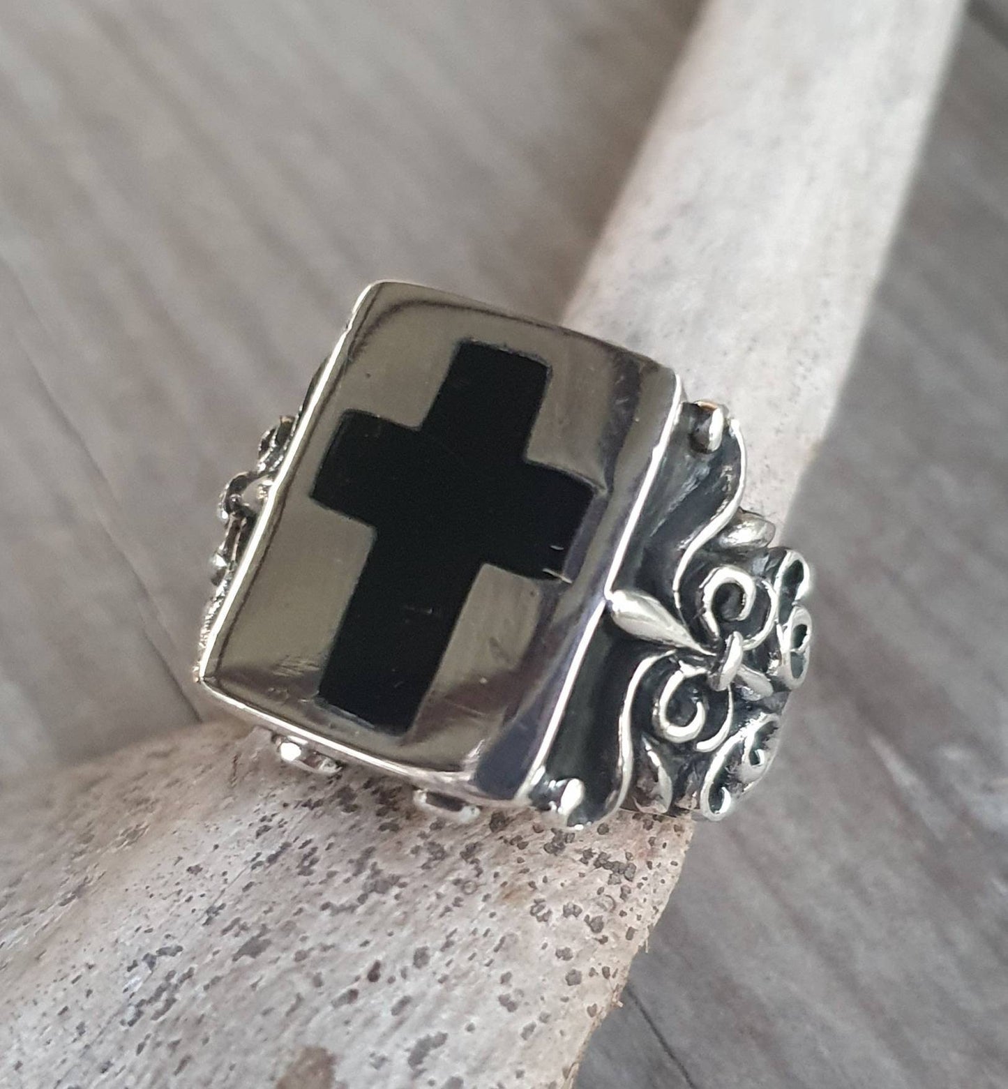 Large cross ring,sterling silver,enamel, filegree,steampunk,wedding ring,religious,jesus,God,Christian,church,vintage,baroque