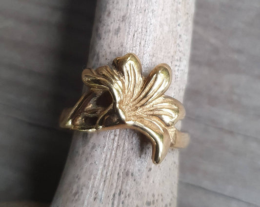 Gold lily flower ring,9ct/9k gold,solid not plated,woodland,stacker,handmade,