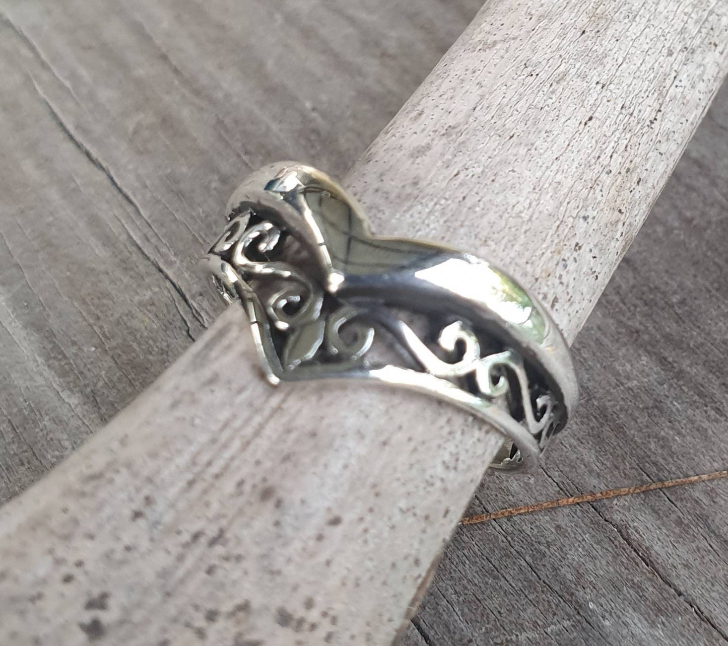 Chevron filegree ring,scroll,sterling silver,v ring,gothic,art nouveau, victorian,vintage,handmade,designer,boho,gypsy,hipster,