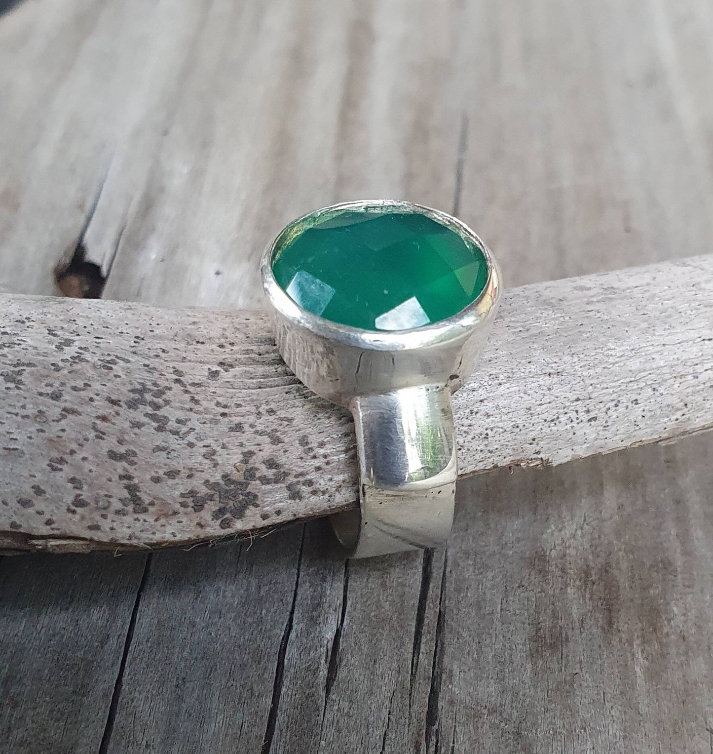 Large gemstone ring,sterling silver,green onyx,chunky ring,green stone,boho,handmade, retro ring,modern,industrial,signet