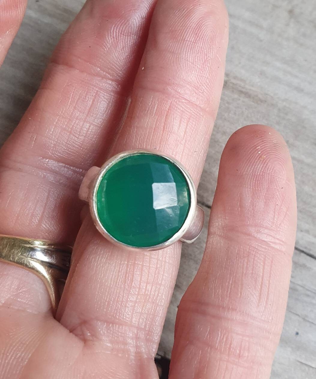 Large gemstone ring,sterling silver,green onyx,chunky ring,green stone,boho,handmade, retro ring,modern,industrial,signet