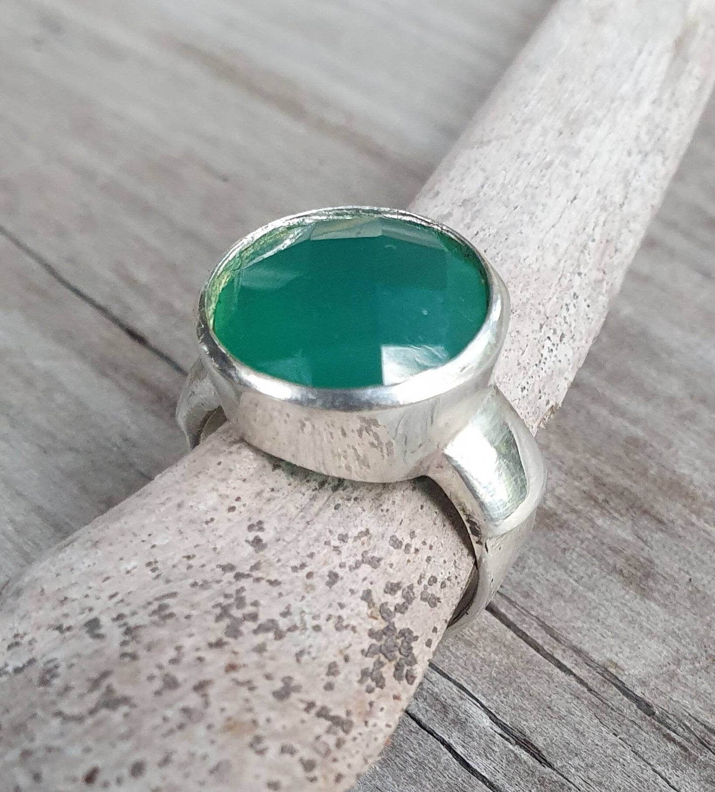 Large gemstone ring,sterling silver,green onyx,chunky ring,green stone,boho,handmade, retro ring,modern,industrial,signet