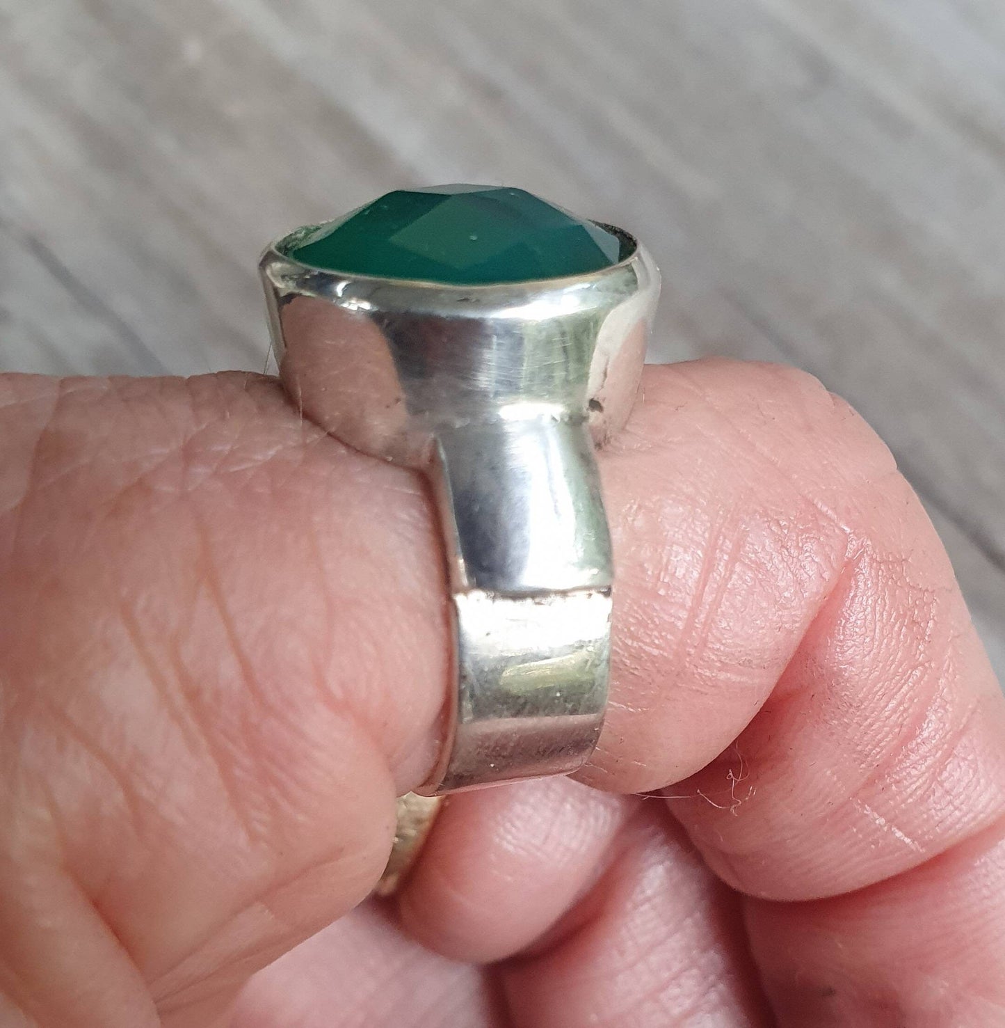 Large gemstone ring,sterling silver,green onyx,chunky ring,green stone,boho,handmade, retro ring,modern,industrial,signet