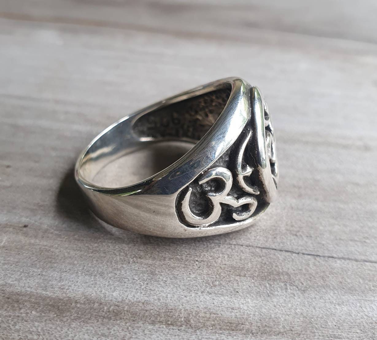 OM ring,sterling silver,signet ring, yoga,spiritual,budda, hindu, boho,new age,handmade