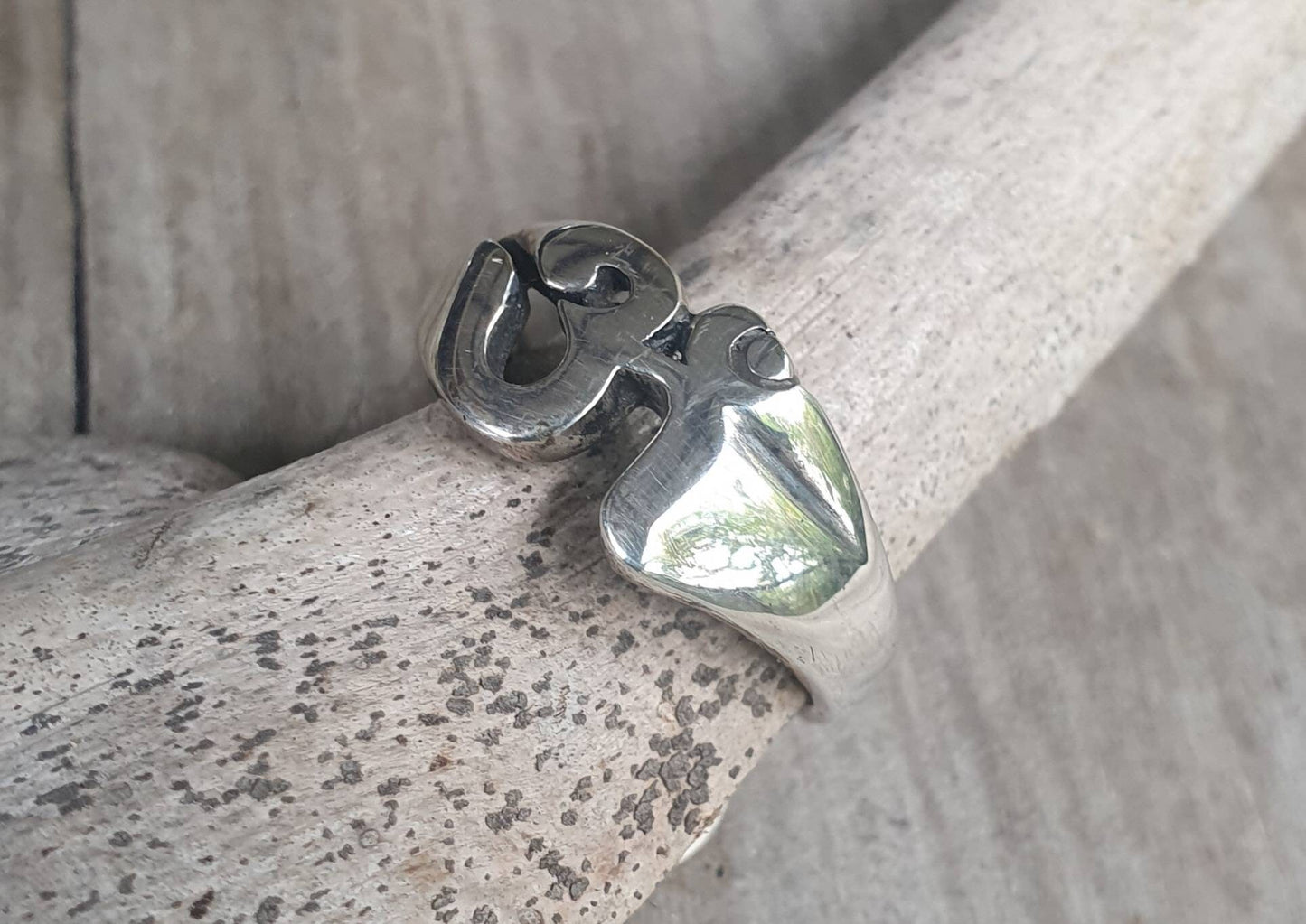 OM ring,SMALL,sterling silver, yoga, spiritual,budda, boho,handmade,goddess,hippy,Hindi,