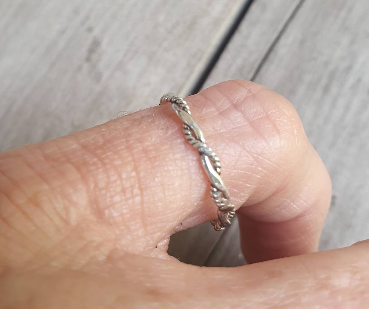 Stacker ring,Twisted wire,Sterling silver,woven wire,fine band,boho rings,thin silver ring,pinkie ring,wire ring