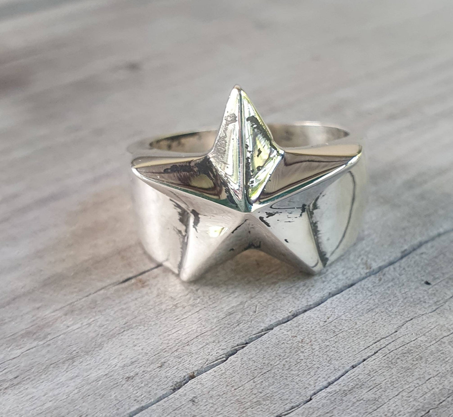 star ring,Sterling silver,medium caltex star,astrology,5 pointed star,goddess,boho,chunky,new age,