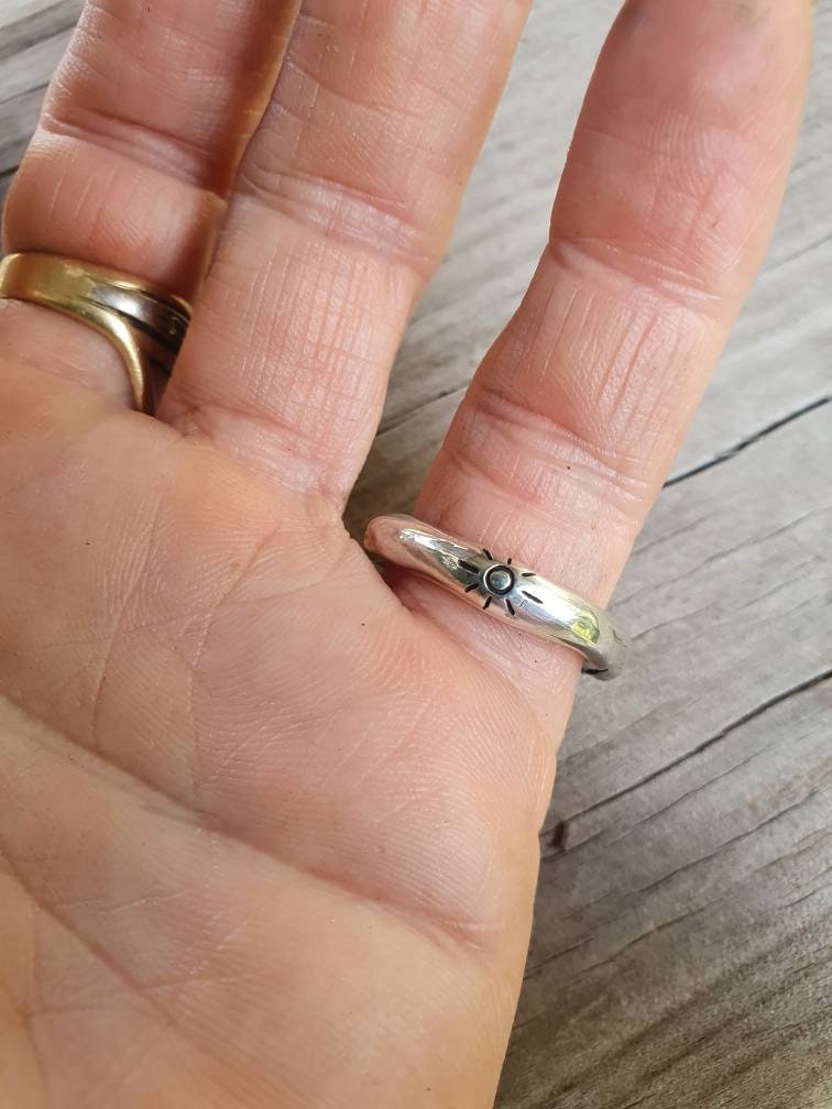 Sun,wave ring,solid sterling silver,4mm hammered round band,surfer ring,round halo band,stacker,surfing,wave wedding ring,surf board band,