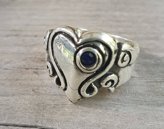 heart ring,chunky,Sterling silver,sapphire,long ring,vintage steampunk,signet,art nouveau,handmade,boho,hipster,goddess,scroll,