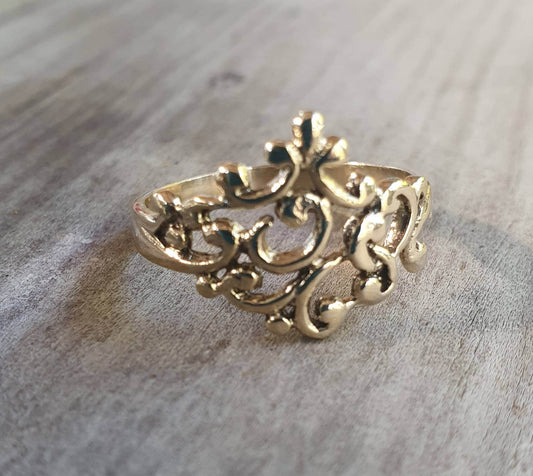 Gold scroll ring,solid 9ct/9k gold,dainty filegree,swirl,art nouveau,woodland  swirl,chevron