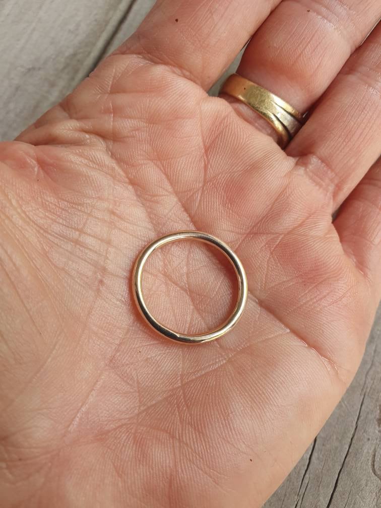 gold halo band,9k gold,2mm round,Stacker ring,solid gold not plated,thin plain gold band,fine and dainty,boho,pinkie ring