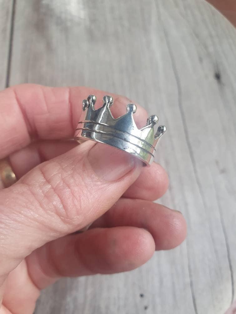 crown ring,solid sterling.11mm wide ,rockabilly,boho style,