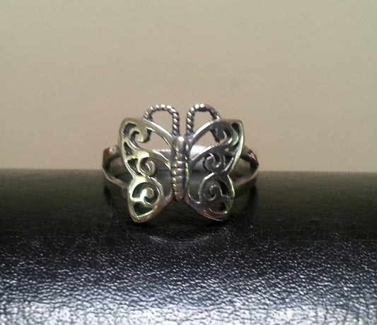 Butterfly ring,sterling silver, filegree,boho,gypsy,new age, steampunk,art nouveau,goddess,victorian,vintage,pinky ring,woodland,