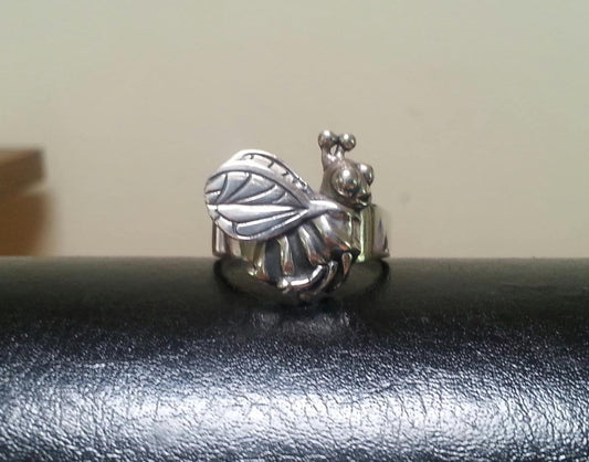 bumble bee ring,Sterling silver, boho,comic,insect,organic,nature,hand made