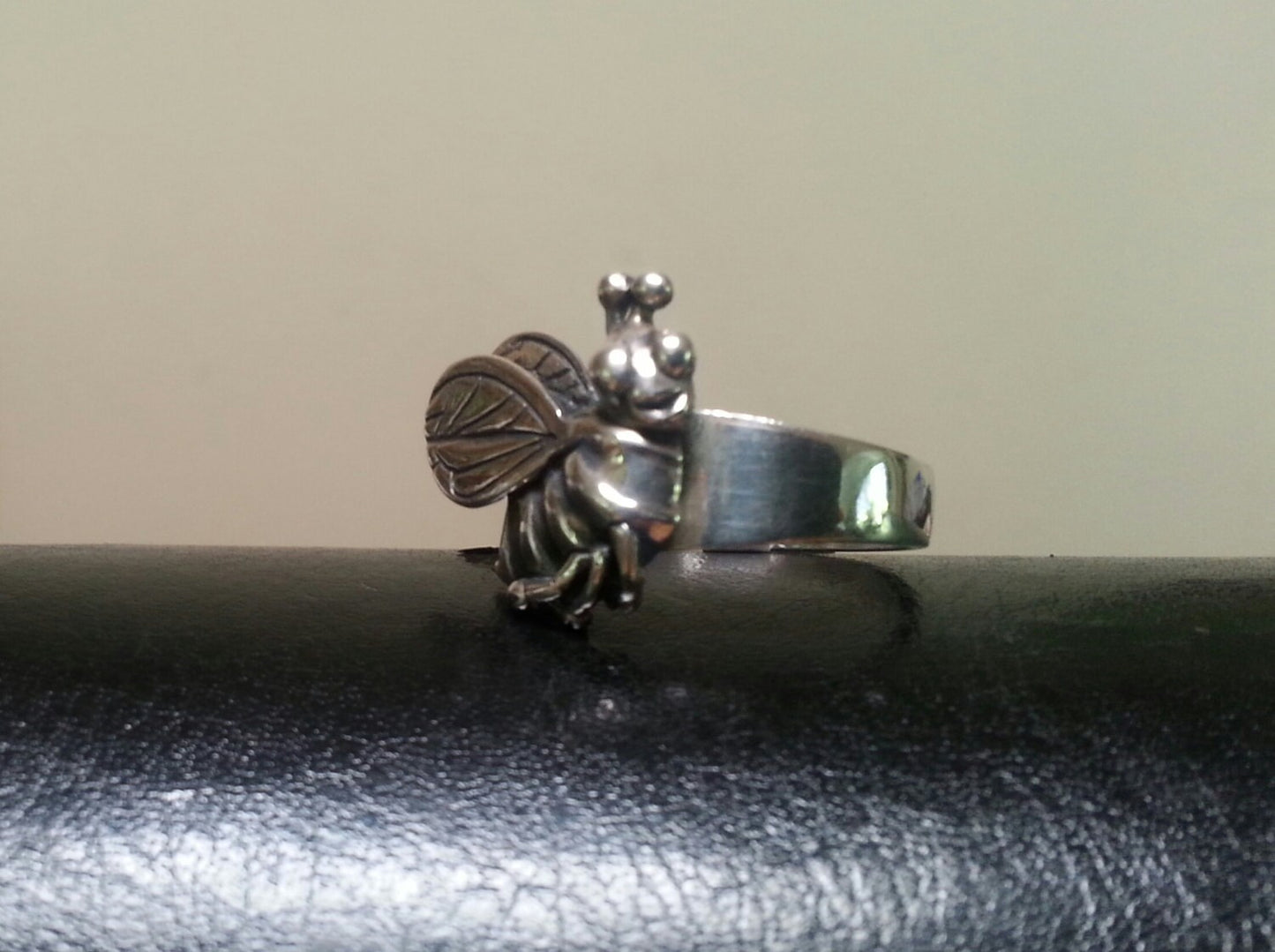 bumble bee ring,Sterling silver, boho,comic,insect,organic,nature,hand made