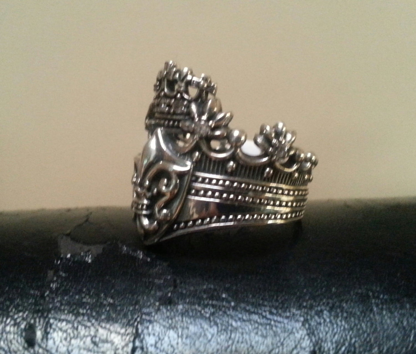 fleur de lis ornate crown ring steampunk victorian alternative ring