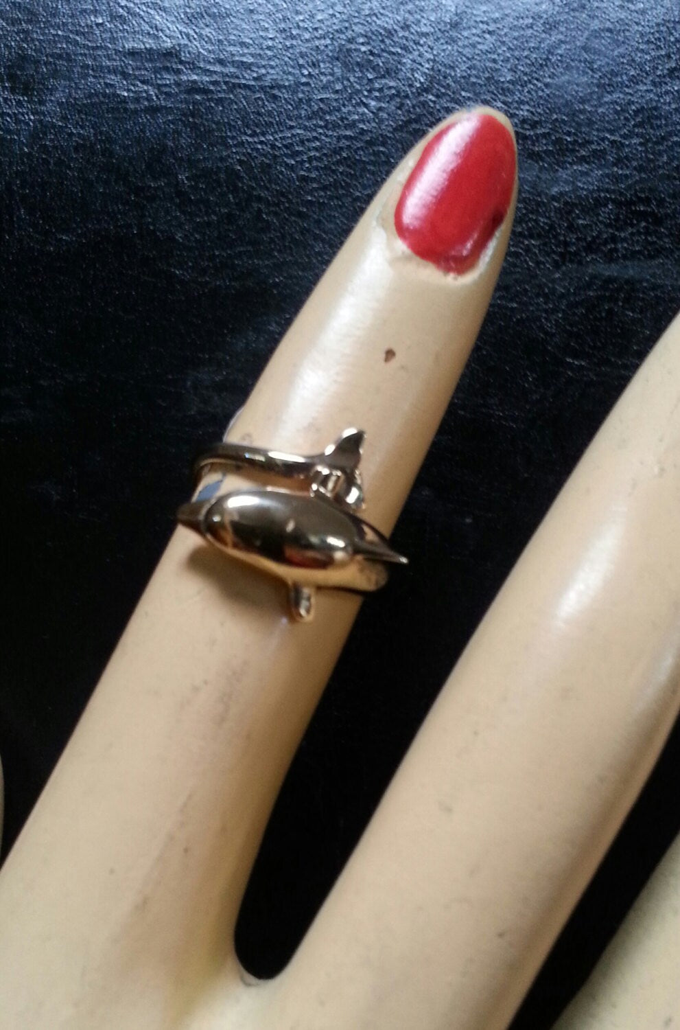 gold dolphin,9ct /9kporpous surf wrap around ring