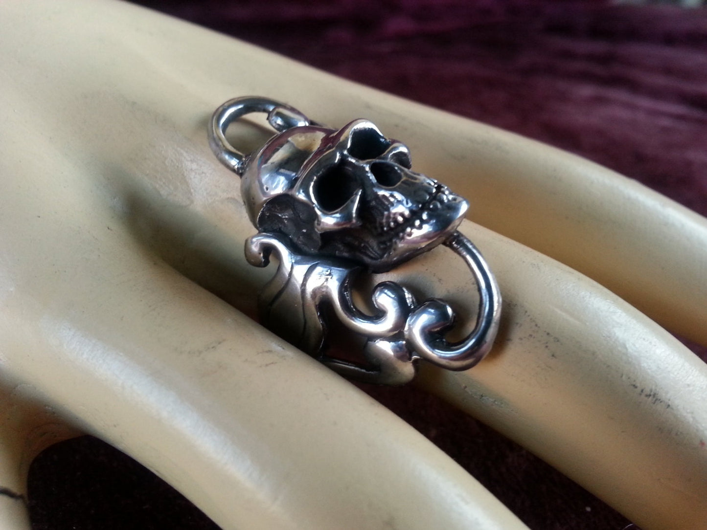 Skull ring,long ring,scroll.swirly,victorian, steampunk, punk, gothic,handmade,womens fashion,vintage,boho,shic,gypsy,hippy,grunge