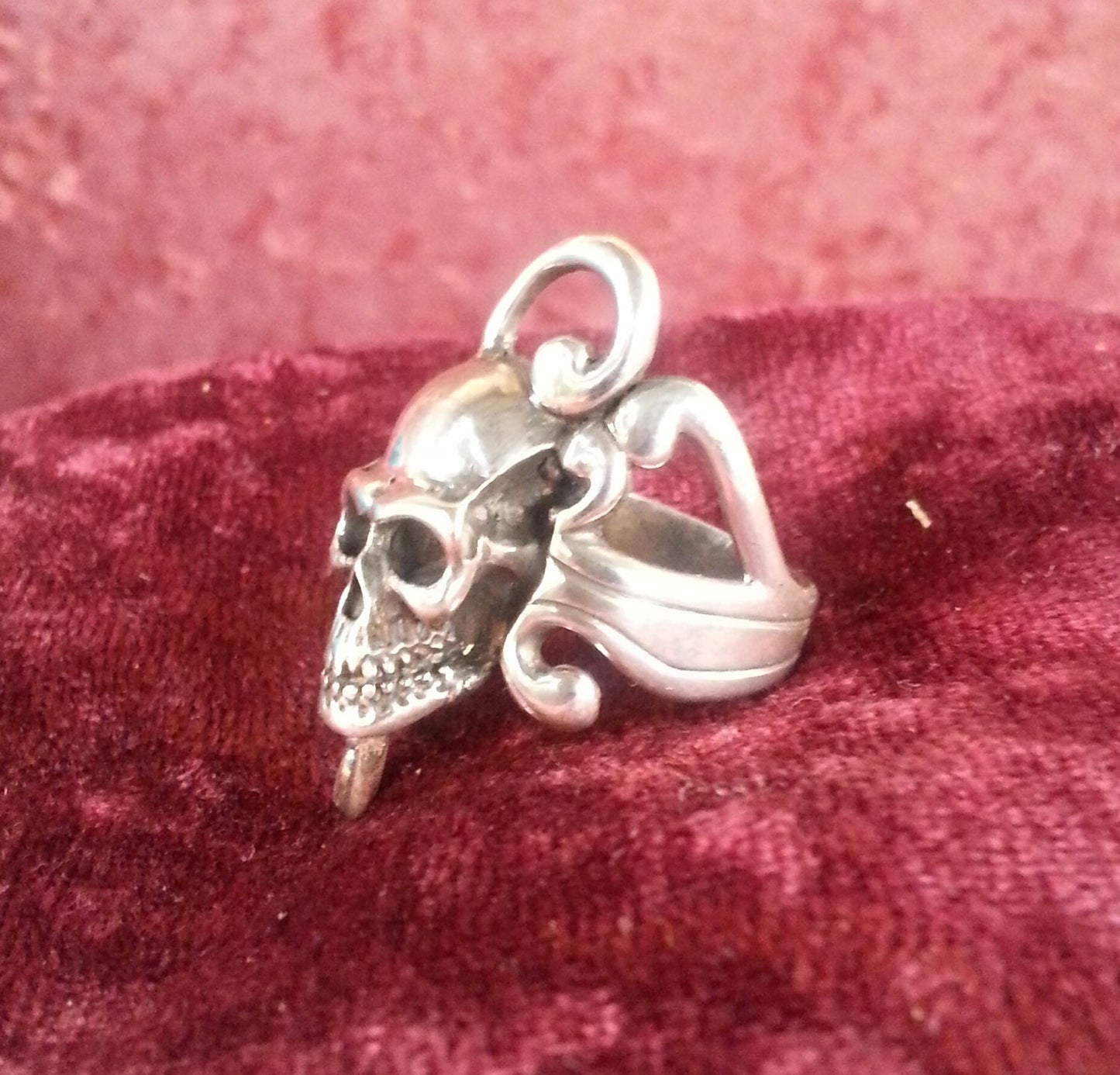 Skull ring,long ring,scroll.swirly,victorian, steampunk, punk, gothic,handmade,womens fashion,vintage,boho,shic,gypsy,hippy,grunge