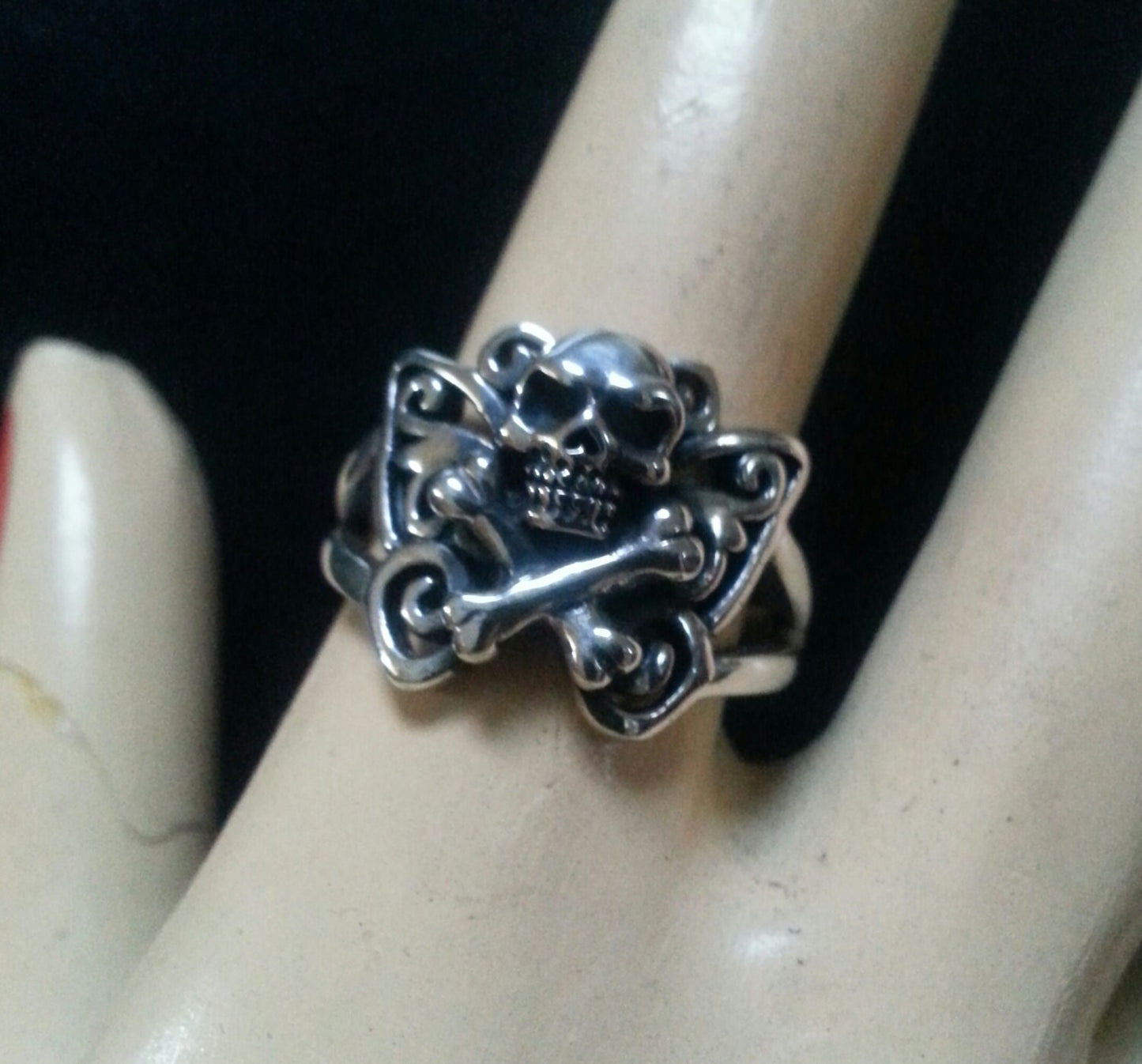 butterfly ring,skull and crossbone,sterling silver,skull ring, filegree,steampunk, gothic,boho,gypsy,skull butterfly ring,rockabilly,handmad