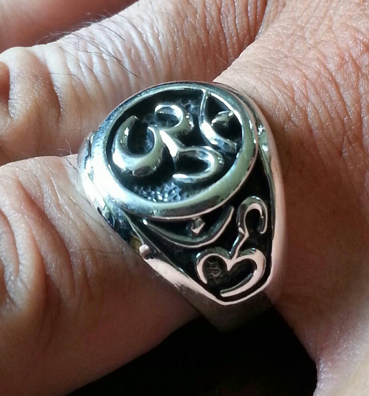 OM ring,sterling silver,mans  ring,signet,yoga,spiritual,boho,divine,new age,budda,Hindi,handmade,hippy,made to order,indian symbol,