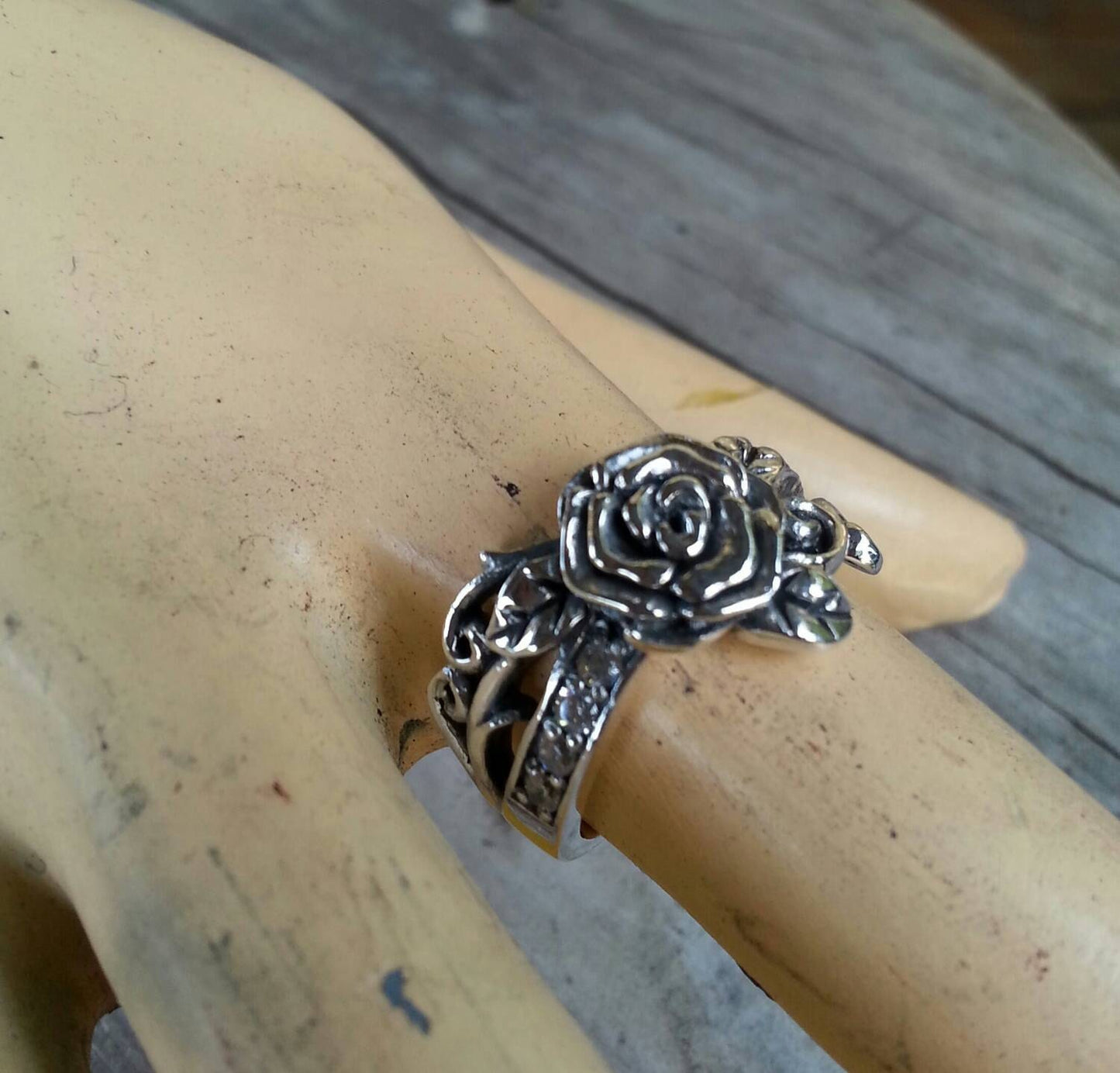 rose ring,garnet ring,vine ring,flower,boho, steampunk,gothic,art nouveau ,victorian,vintage,handmade,gypsy,goddess,stone ring,women fashion