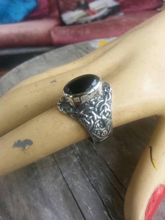 Celtic ring,onyx, medievil, sterling silver,dress ring,wedding,vintage, antique,tribal, scroll,hand made,men's fashion,stone ring,handmade