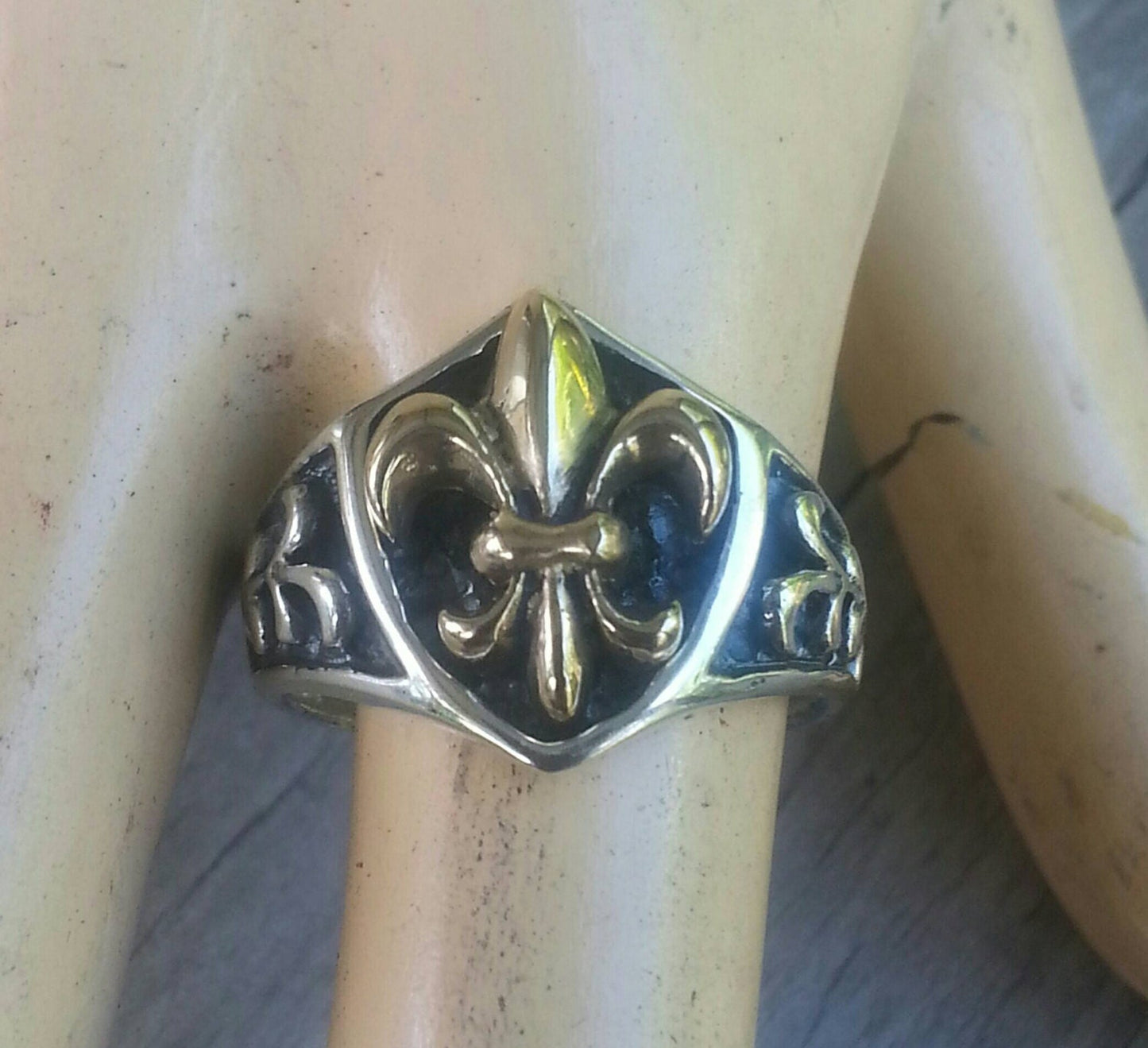 Fleur de Lis ring,9ct gold, sterling silver,handmade,boho,vintage,hipster,steampunk,gothic,punk,