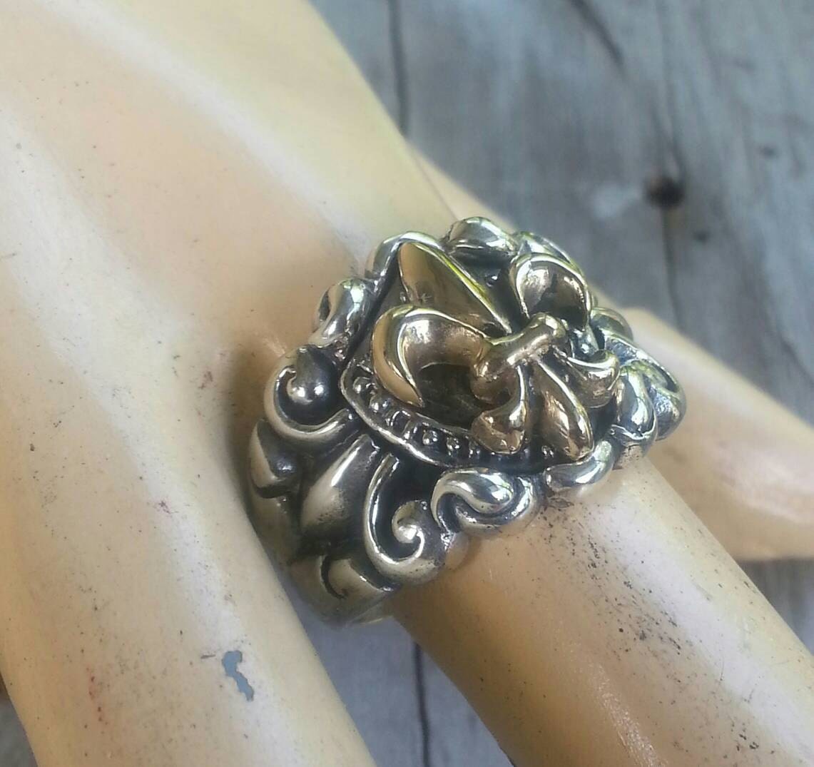 Fluer De Lis ring,two tone,9ct gold,sterling silver,mans wedding ring,shield,medievil, victorian,steampunk,boho,hipster,rockabilly,